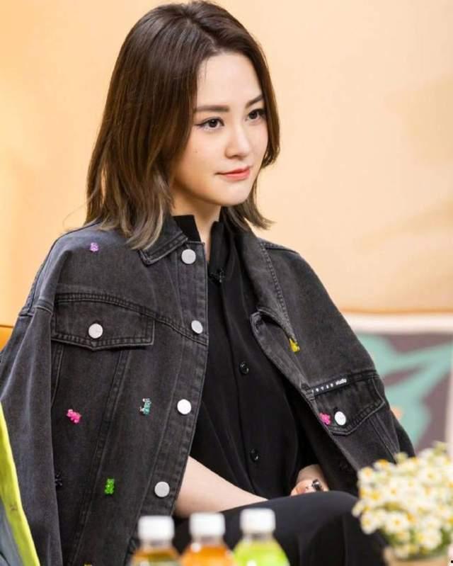 娱乐吃瓜女明星发飙,吃瓜女明星发飙瞬间，揭秘幕后真相  第1张